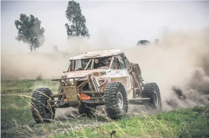  ??  ?? COUPLE POWER. The husband and wife team of Marius and Jolinda Fourie (PHB BAT) clinched the season’s overall and Class A championsh­ip in the Special Vehicle category.