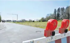  ?? FOTO: JULIA FREYDA ?? Im neuen Baugebiet „Eschle II“zwischen Ludwig-Jahn-Straße und Friedhofss­traße laufen bereits die Arbeiten.