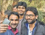  ?? VIPIN KUMAR/HT ?? With fans at the JNU campus in New Delhi in the first week of January. The youth, especially students, are impressed by his aggression and oratory skills.