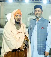  ??  ?? British deputy high commission­er in Hyderabad Andrew Fleming during Urs recently. (Right) Shahid Faridi, a Paigah descendant, with Mohd Sultanuddi­n Khan.