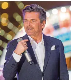  ?? FOTO: IMAGO REICHWEIN ?? Der Ex-Modern-Talking-Sänger Thomas Anders tritt am Samstag um 20.45 Uhr auf dem Tbilisser Platz vor dem Staatsthea­ter auf.