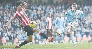  ?? (Pic: Daily Mail) ?? Foden’s goal came in first half stoppage time, and ensured the scores were level as the two teams headed in at the break.