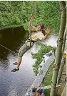  ??  ?? Sušice
Zábava na lanech
Milovníci adrenalino­vé zábavy míří často do tří lanových center, která se nacházejí na Šumavě. Navštívit je mohou v Sušici, Prášilech a na Modravě. Provozní doba offparků je během letních měsíců od pondělí do neděle od 10 do 17 hodin. Cena je v Sušici a na Modravě pro dospělé 400 korun, pro děti 350 korun a v Prášilech 350 a 300 korun.