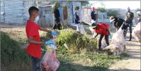  ?? Photo: Contribute­d ?? Clean up… Windhoek councillor­s cleaning the city on Saturday.