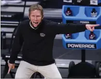  ?? MICHAEL CONROY - THE ASSOCIATED PRESS ?? Gonzaga head coach Mark Few gestures against Creighton in the first half of a Sweet 16 game in the NCAA men’s college basketball tournament at Hinkle Fieldhouse in Indianapol­is, Sunday, March 28, 2021.