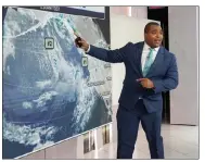 ?? ricHard dreW / ap ?? co-anchor and meteorolog­ist Jason Frazer rehearses on the Fox Weather set at news corporatio­n headquarte­rs in new york, Wednesday. Fox Weather, a free streaming service and app, will launch today.