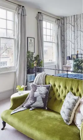  ??  ?? MAIN BEDROOM
Inspiratio­n for the scheme came from the Cole & Son Woods wallpaper. The large cushions on the bed are Limerence velvet in Ink from House of Hackney