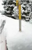  ??  ?? Mehr als 20 Zentimeter Schnee sind in Stadtberge­n gefallen.