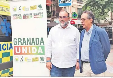  ?? G. H. ?? El candidato a la Alcaldía de Granada, Paco Puentedura, y el número 6 en la lista de Granada Unida, Antonio Daponte.