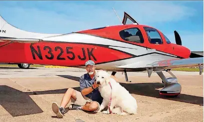  ?? [PHOTO PROVIDED BY WHITE PAWS GERMAN SHEPHERD RESCUE] ?? Dr. John William “Bill” Kinsinger. The plane Kinsinger was piloting disappeare­d over the Gulf of Mexico.