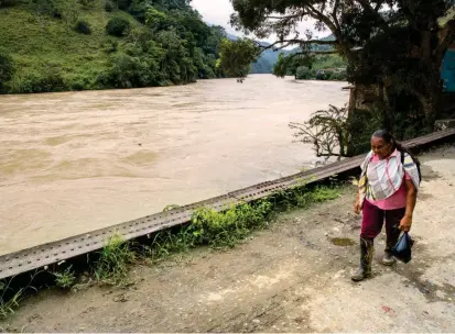  ?? FOTO ?? El corregimie­nto de Puerto Valdivia (Valdivia, norte antioqueño) es la población más cercana aguas abajo del proyecto (a 37 km). Autoridade­s mantienen la alerta roja en la zona.