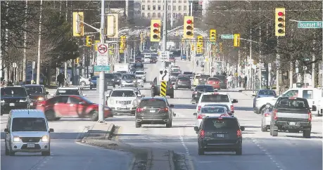  ?? DAN JANISSE ?? Ford is using Windsor drivers to study traffic patterns that will help the city make decisions on planning and safety.