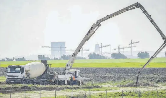  ?? S. GARCÍA / EL PERIÓDICO ?? Imagen de terrenos de la Plataforma Logística del Suroeste Ibérico en Badajoz.