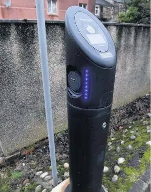  ??  ?? Pilot scheme Hundreds of electric charging points are to be installed