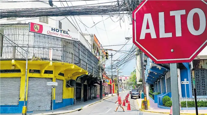  ??  ?? Los pequeños y medianos hoteles están cerrados desde el inicio de la pandemia.