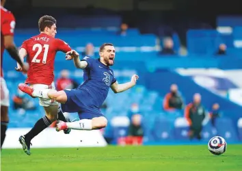  ?? AP ?? Manchester United’s Daniel James (left) and Chelsea’s Mateo Kovacic engage in a tussle during the Premier League match at Stamford Bridge Stadium in London yesterday.