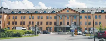  ?? FOTO: LEIF OLDENBURG ?? DEBATT. Planerna på ett asylboende för drygt 850 personer i Radisson Blu i Frösundavi­k har skapat debatt.