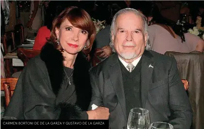  ??  ?? CARMEN BORTONI DE DE LA GARZA Y GUSTAVO DE LA GARZA