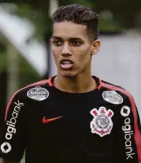  ?? Daniel Augusto Jr. - 19.out.18/ag. Corinthian­s ?? Pedrinho fará hoje seu terceiro jogo seguido como titular; ele tem sido cobrado para chutar mais a gol