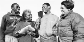  ?? SUN-TIMES FILE ?? Coaches Dorothy Dawson and Jan Dickens during a 1984 Dunbar High School track practice.