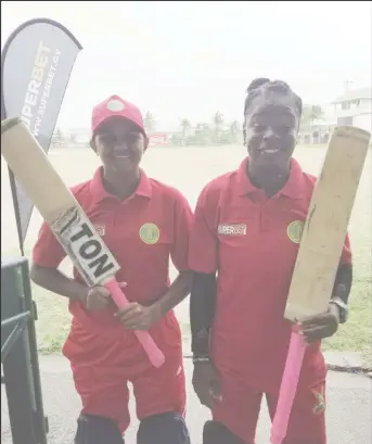  ??  ?? From left, Shabika Gajnabi (215 not out) and Tremayne Smartt (64 not out) enjoyed some time in the middle before the rains came.