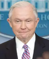  ??  ?? Jeff Sessions, proche de Donald Trump, a finalement accepté de témoigner lors d’une séance publique au Sénat.