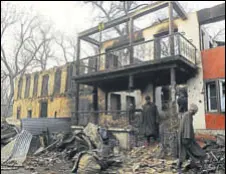  ?? WASEEM ANDRABI /HT ?? The house where six militants were killed in an encounter with security forces in Shopian district on Sunday.