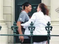  ?? PHOTO: DANIEL BIRCHFIELD ?? Long road . . . Wendy Blackie speaks to Joshua Chellew, the man who struck and killed her daughter in a hitandrun in October, outside the Oamaru District Court yesterday.