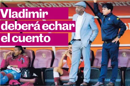  ?? ALONSO TENORIO ?? La primera aventura de Quesada como técnico fue con el Santos de Guápiles.