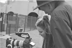  ??  ?? Jonathan with director Lucy Owens working on the movie ‘God Only Knows’ for the Arizona Undergroun­d Film Festival last year.