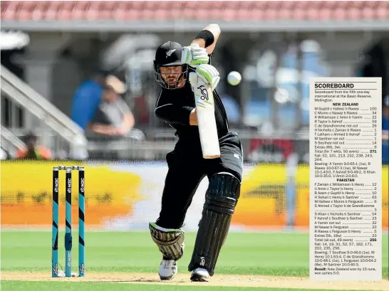  ?? PHOTOSPORT ?? New Zealand opening batsman Martin Guptill scored his 13th one-day internatio­nal century, against Pakistan in Wellington yesterday.