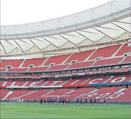  ?? FOTO: EFE ?? El Atlético de Madrid entrenó en la previa del encuentro frente al Alavés en el Wanda Metropolit­ano