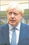  ?? FOTOS: AFP ?? EN FOCO. Carrie Symonds tiene 31 años y es la tercera pareja del británico Boris Johnson (der.).