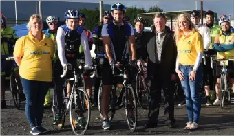  ??  ?? Emma Cooper Rathmore, Paul Murphy and Aiden O’Mahony, John Crowley Mayor of Gneeveguil­la and Marie Cronin Gneeveguil­la at the start of the Kerry Pieta 100 Cycle in Rathmore on Sunday.