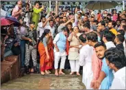  ?? BJP working president J.P. Nadda performs a ‘mass tarpan’ for 82 party workers who lost their lives in political violence in West Bengal in the last few years, at Bagbazar Ghat, Kolkata, on 28 September 2019. ??