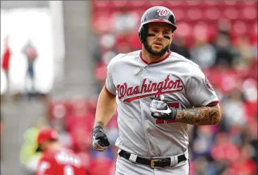  ?? DAVID JABLONSKI / COX MEDIA GROUP ?? For first baseman Matt Adams, talking with the Nationals’ mental conditioni­ng coach is just as important as getting tips from the other coaches. He says the mental side is “a huge part of the game.”