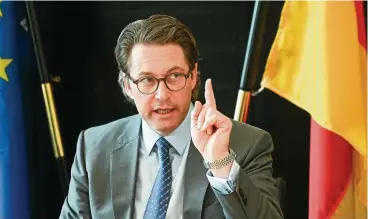  ?? FOTO: RETO KLAR / FFS ?? Bundesverk­ehrsminist­er Andreas Scheuer (CSU) will mit einer Kaufprämie die Automobilw­irtschaft ankurbeln.