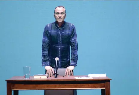  ?? GUNTAR KRAVIS ?? In Who Killed Spalding Gray?, Daniel MacIvor plays on his sense of kinship with monologist Spalding Gray, who died by suicide in 2004.