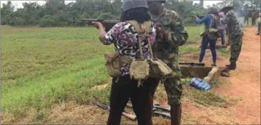  ??  ?? THISDAY reporter and other defence journalist­s getting ready to fire the AK47 rifle