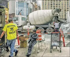  ??  ?? Premium wages: Union-only constructi­on workers, like those who have worked at the Hudson Yards site, can add 25 percent to labor costs.