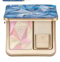  ?? ?? 5. The Luminizing Face Enhancer Holiday en el tono 104 Radiant Superstar (102 €), todo de CLÉ DE PEAU BEAUTÉ.