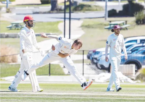  ?? ?? Clarence paceman Sam Rainbird rips down another fast delivery against North Hobart at Kangaroo Bay. Picture: Chris Kidd