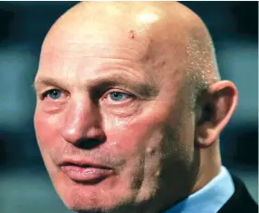  ??  ?? Vern Cotter