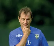  ??  ?? Trevigiano Gianni De Biasi, 62 anni, allenatore e commissari­o tecnico