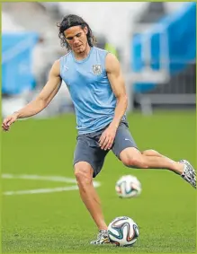  ??  ?? GOLEADOR. Edison Cavani es la apuesta de gol de Uruguay.