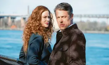  ?? Foto: HBO, Sky ?? Wer ist der Mann an ihrer Seite wirklich? Nicole Kidman und Hugh Grant in „The Undoing“.