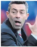  ??  ?? Red faced: Pedro Caixinha