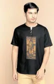  ??  ?? Black linen shirt with Aztec print