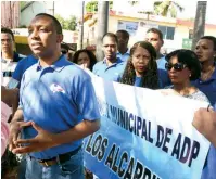  ??  ?? La ADP insiste que docentes afectados trabajan.