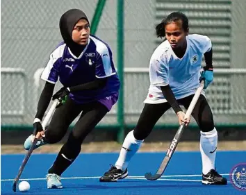  ??  ?? Hopeful: nur atira Mohd Ismail (left) is looking forward to represent Malaysia in the Junior asia Cup in Kakamigaha­ra, Japan, this year.